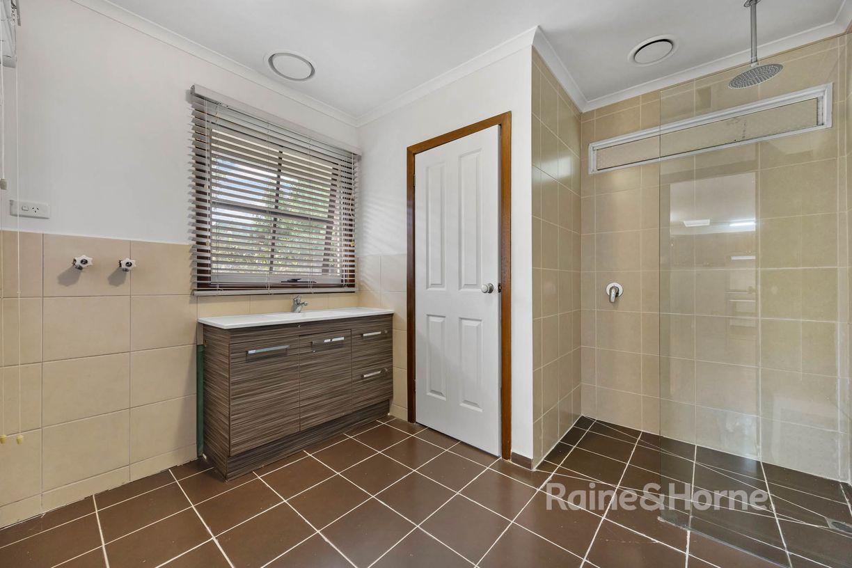 71 Brook Street — photo 10 of 22