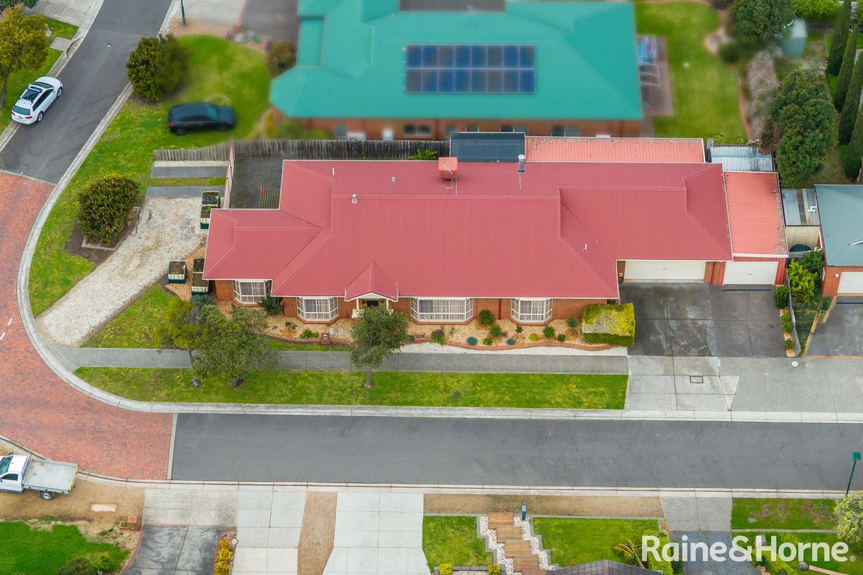 12 Duncraig Grove — photo 23 of 28