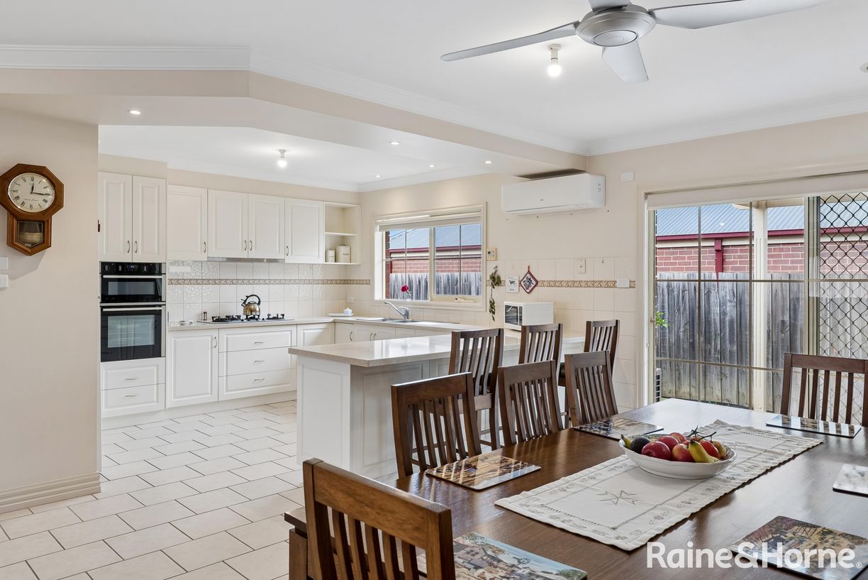 12 Duncraig Grove — photo 5 of 28