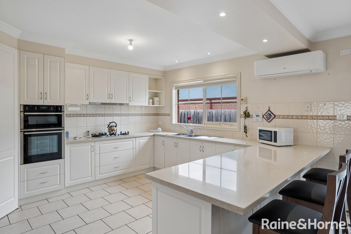 12 Duncraig Grove — photo 6 of 28