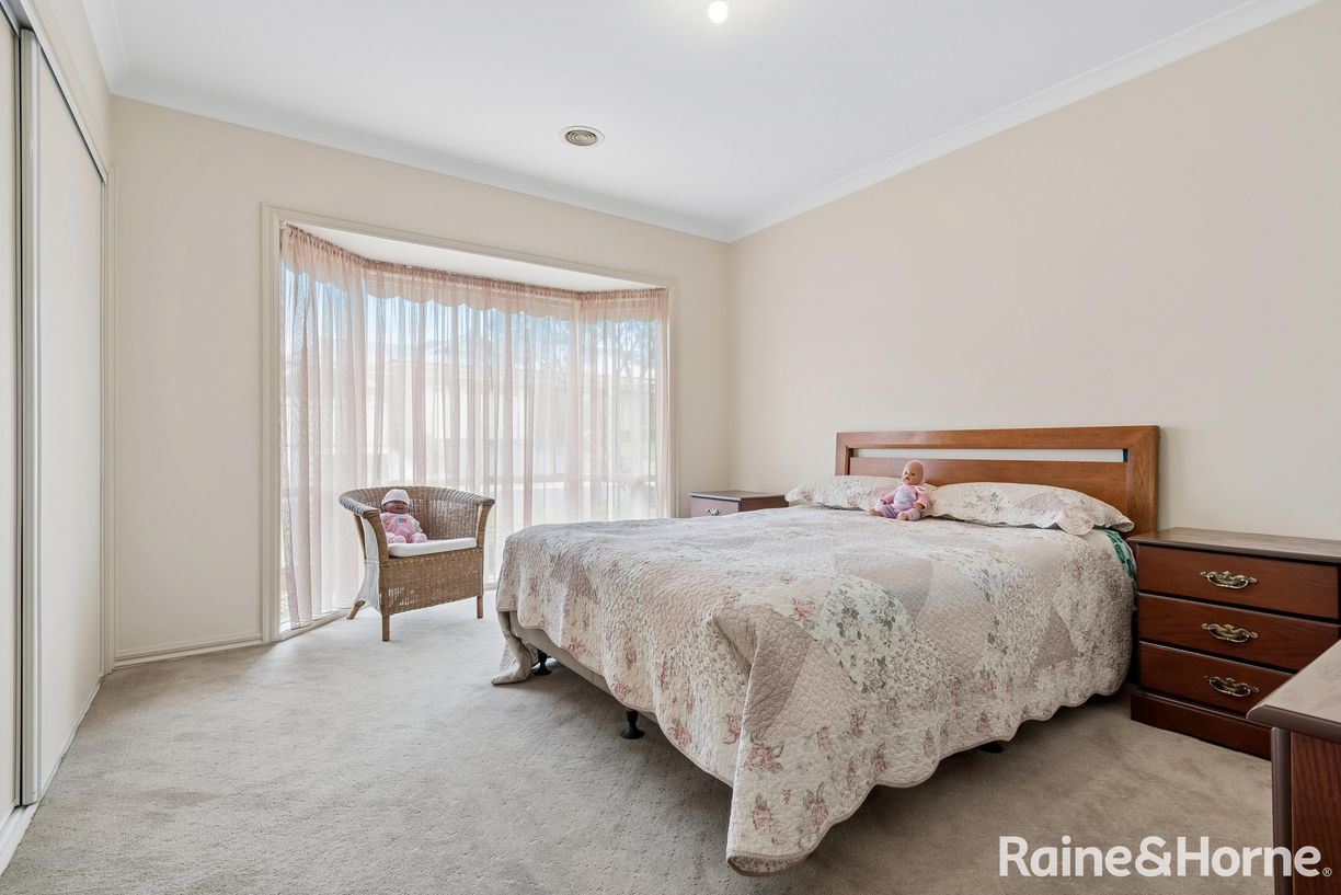 12 Duncraig Grove — photo 13 of 28