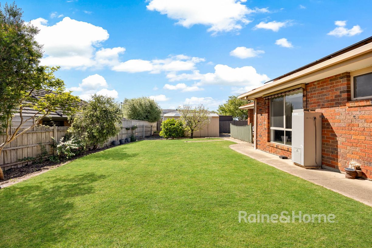 57 Olive Grove — photo 17 of 20