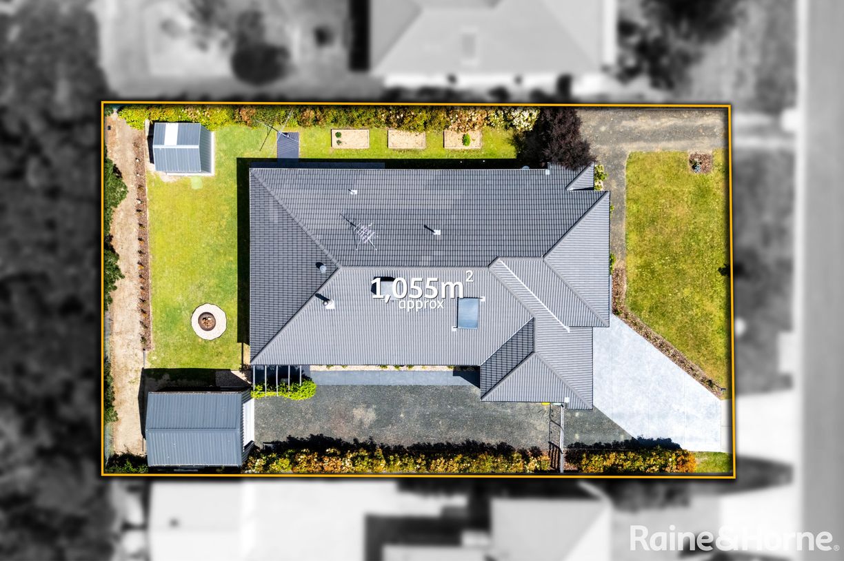 37 Rangeview Drive — photo 3 of 30