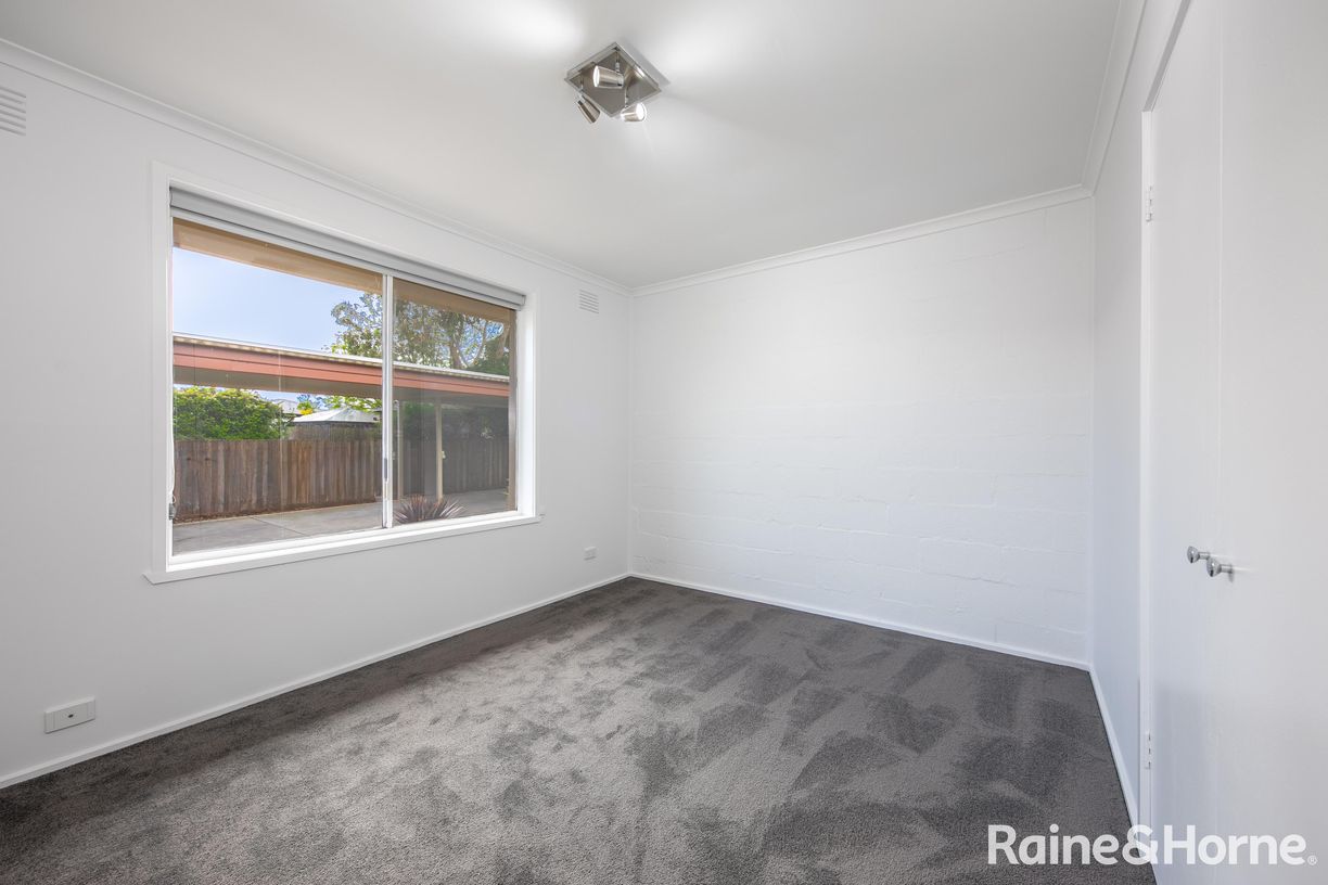 2/25 Worcester Road — photo 6 of 14