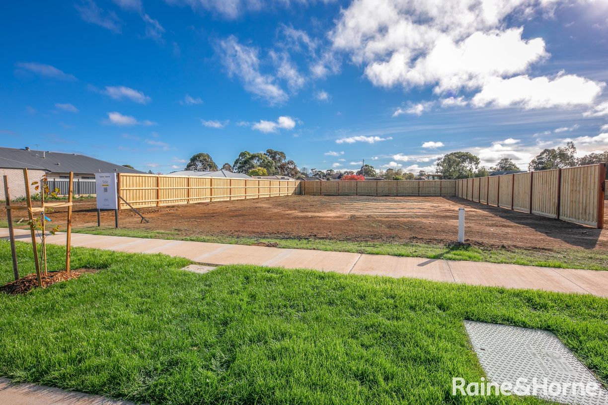 Lot 4 & 12 Rubina Court — photo 9 of 11
