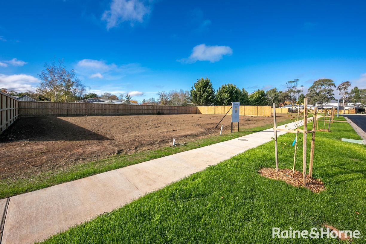 Lot 4 & 12 Rubina Court — photo 10 of 11