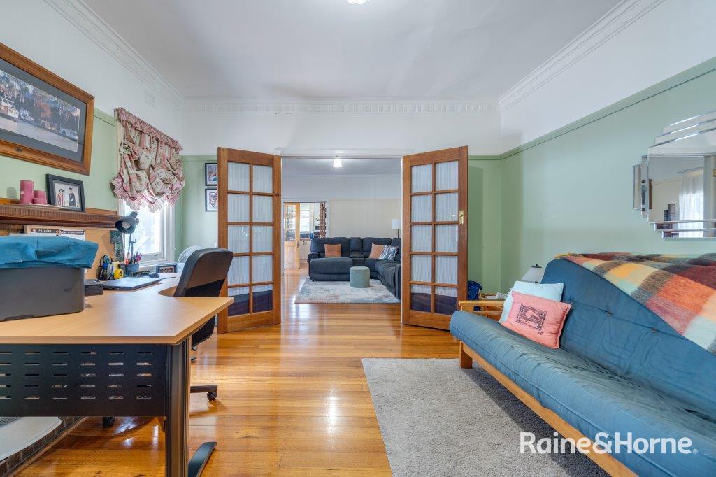 26a Howey Street — photo 8 of 22