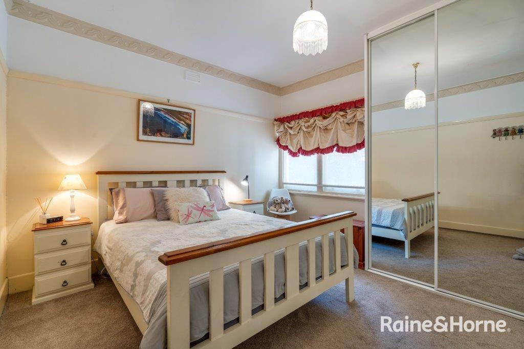26a Howey Street — photo 14 of 22