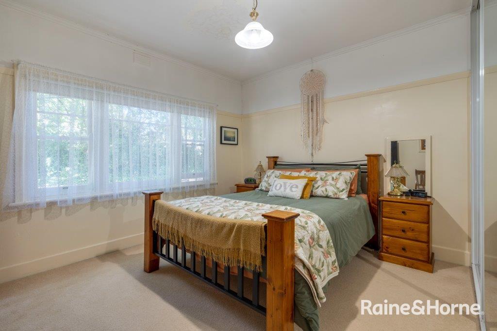 26a Howey Street — photo 16 of 22