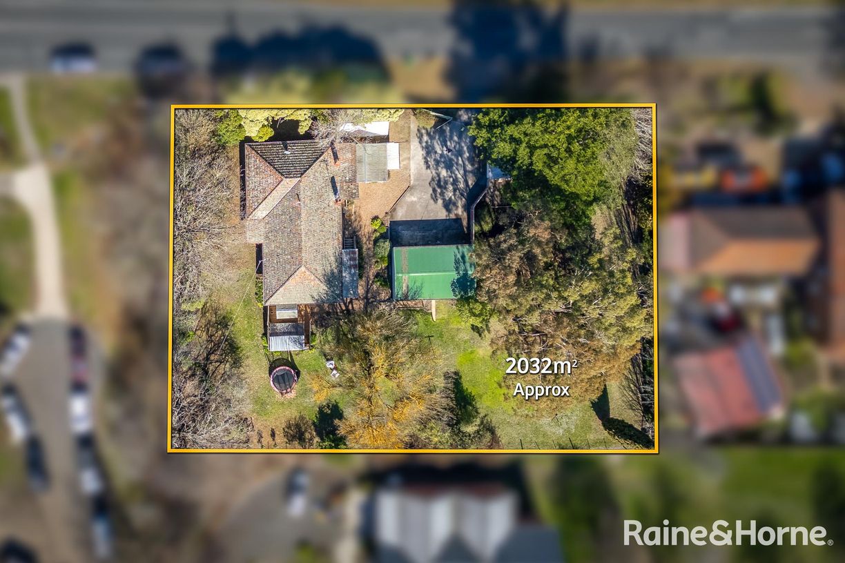 26a Howey Street — photo 21 of 22