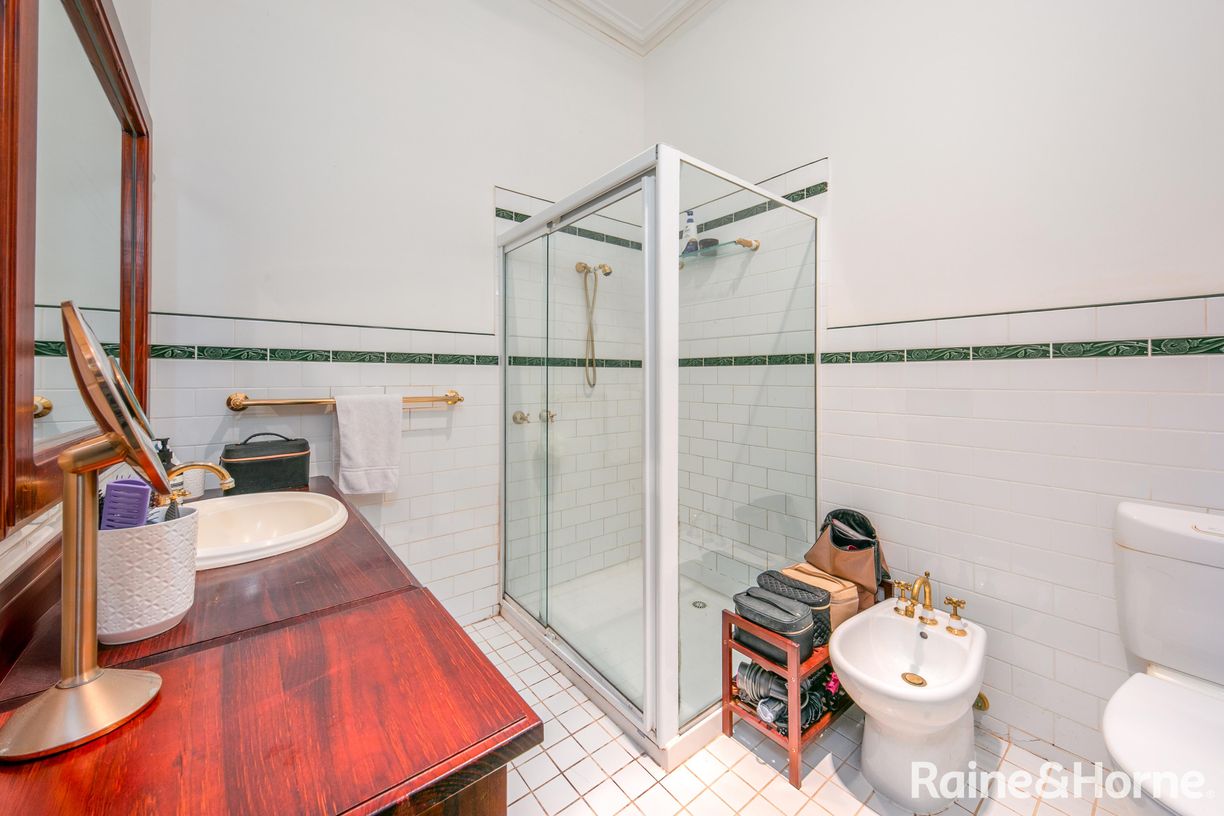 23 Chessy Park Drive — photo 14 of 20