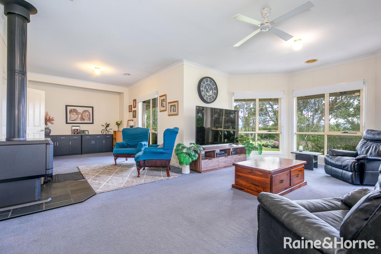 99 Crows Road — photo 3 of 18