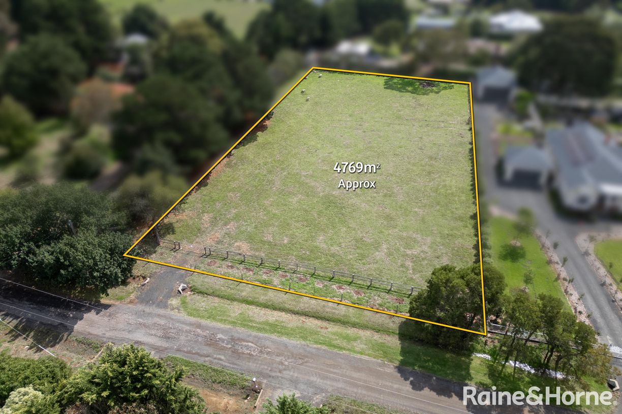 6 Morrow Road East — photo from Raine & Horne Gisborne