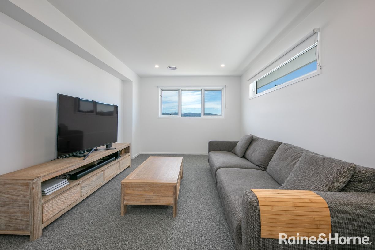 10 Constance Way — photo 12 of 27