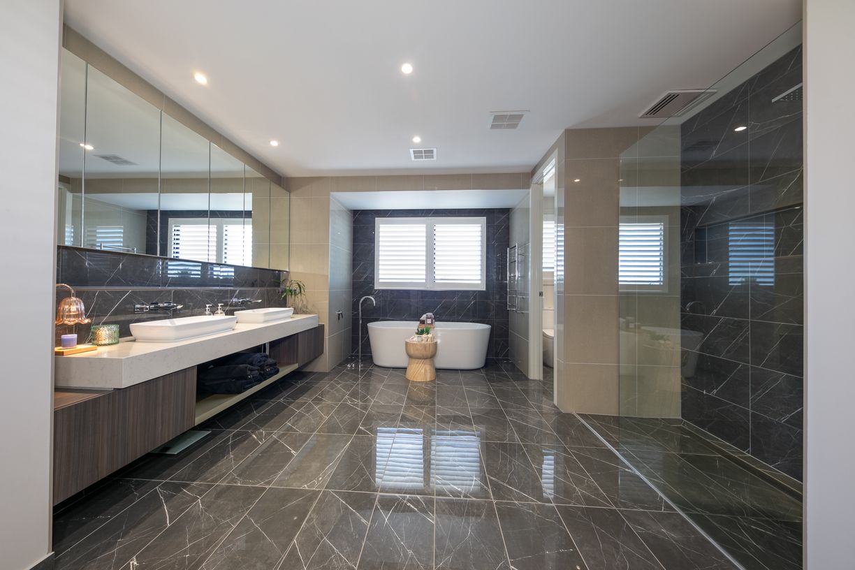 2 Tasman Road — photo 16 of 30