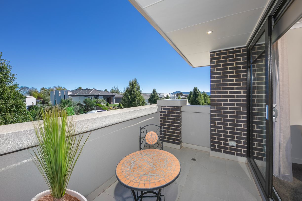 2 Tasman Road — photo 18 of 30