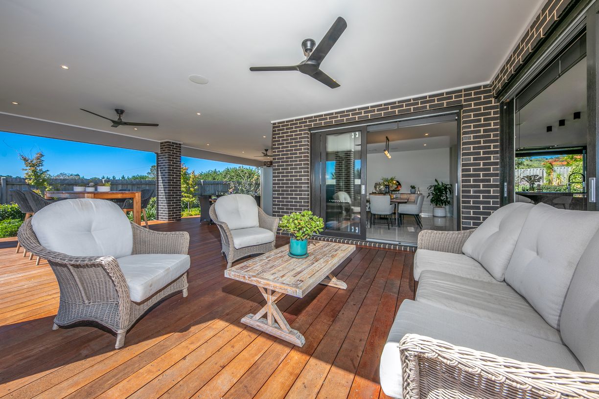 2 Tasman Road — photo 4 of 30