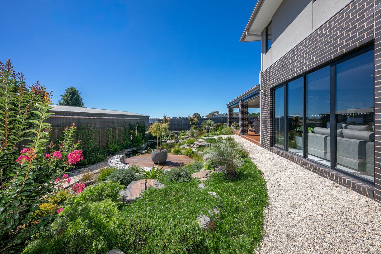 2 Tasman Road — photo 24 of 30