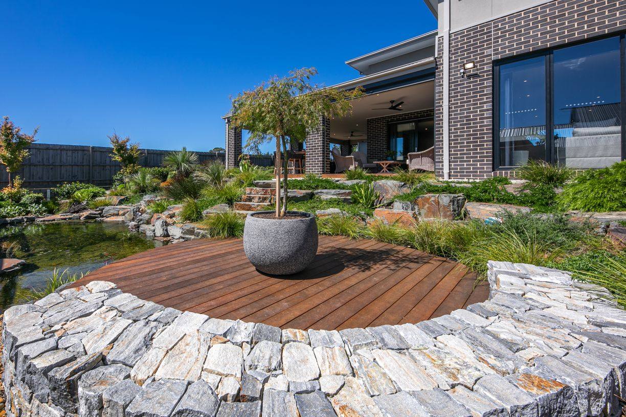 2 Tasman Road — photo 25 of 30