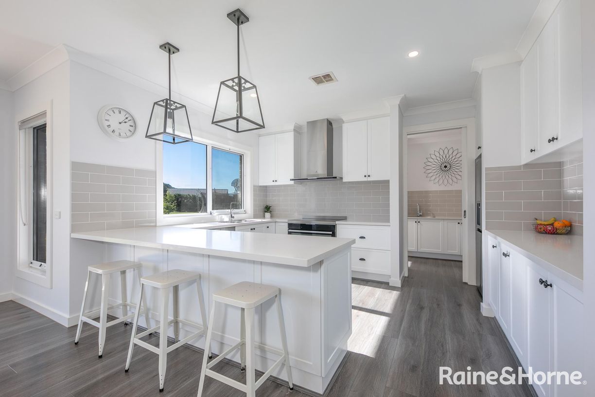 179 Mcgregor Road — photo 7 of 29