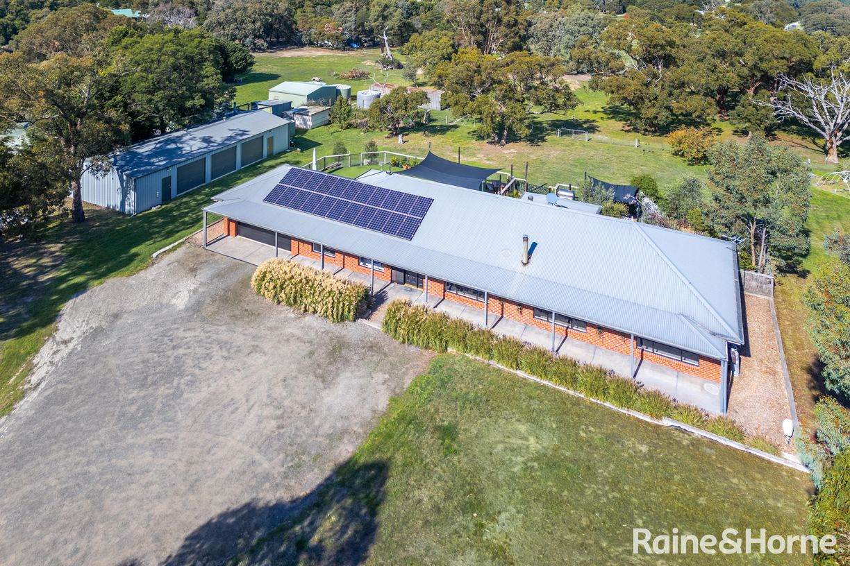 90 Amess Road — photo 3 of 27