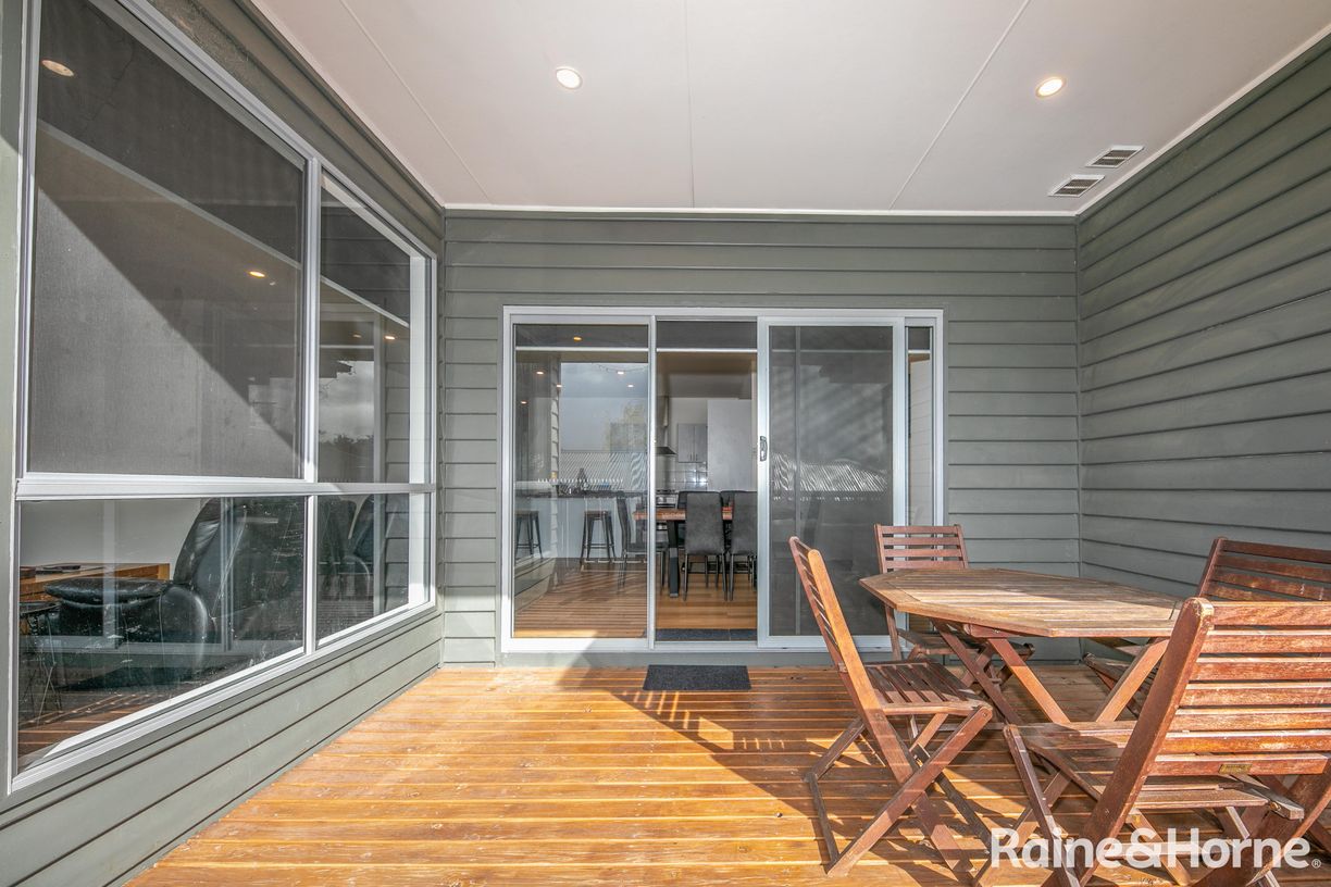42b Howey Street — photo 14 of 20