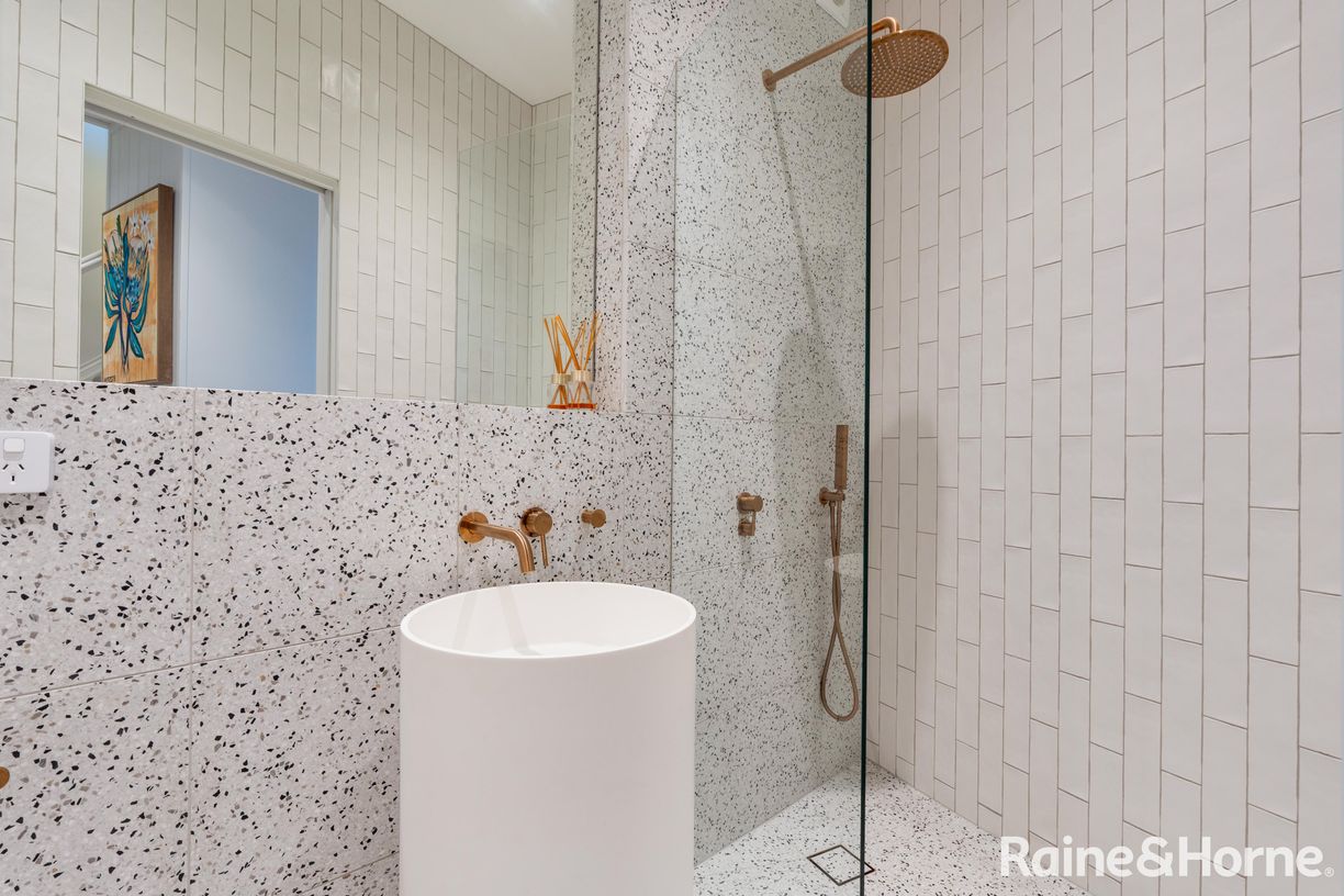 9 Green Avenue — photo 16 of 30