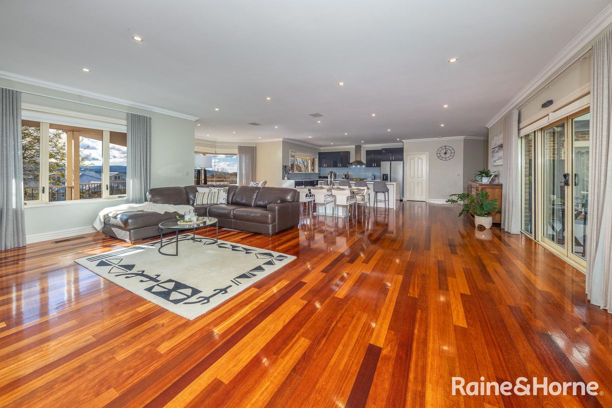 1 Collis Court — photo 3 of 27