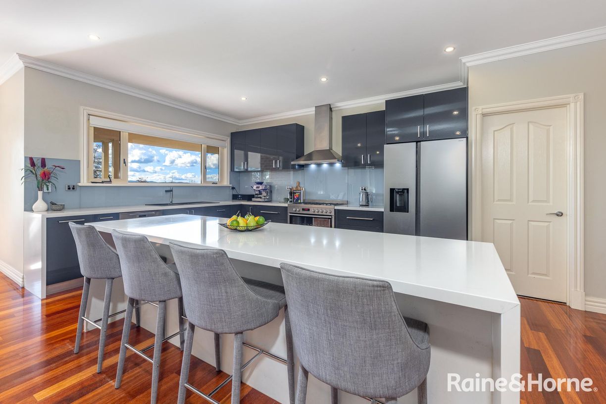 1 Collis Court — photo 8 of 27