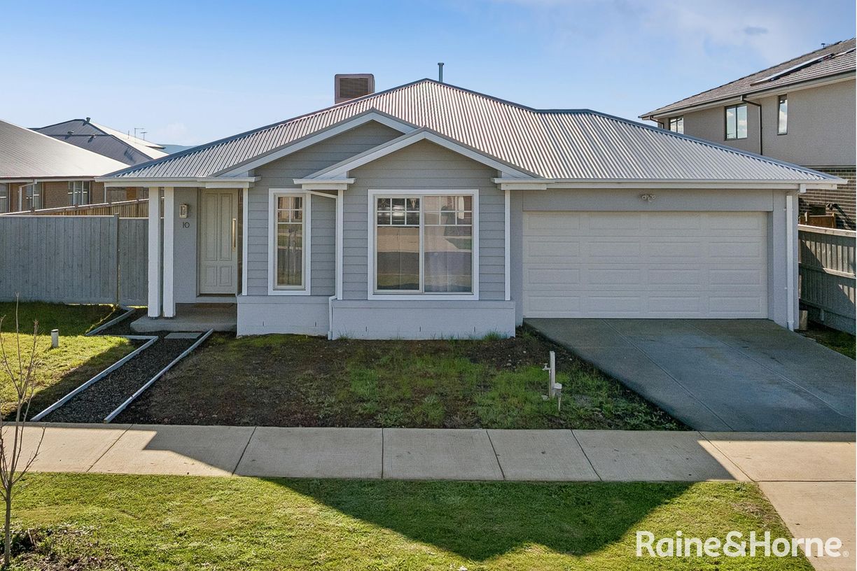 10 Hanrahan Street — photo 3 of 29