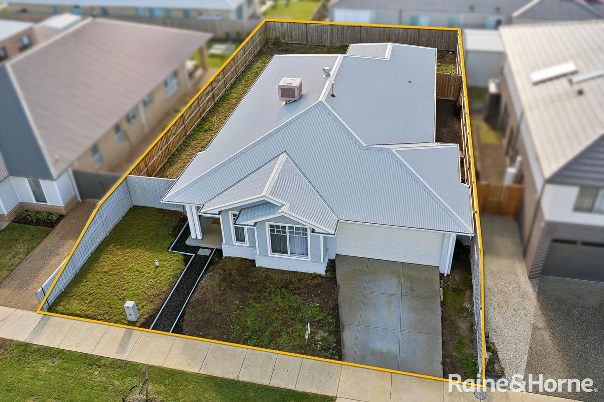 10 Hanrahan Street — photo 18 of 29