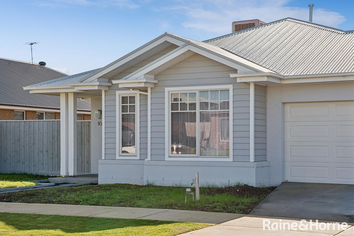 10 Hanrahan Street — photo 26 of 29