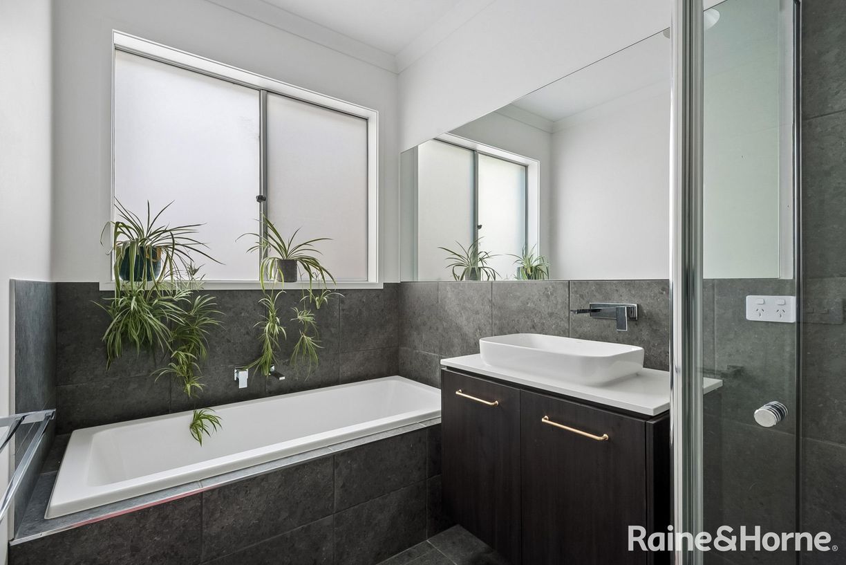 10 Hanrahan Street — photo 14 of 29