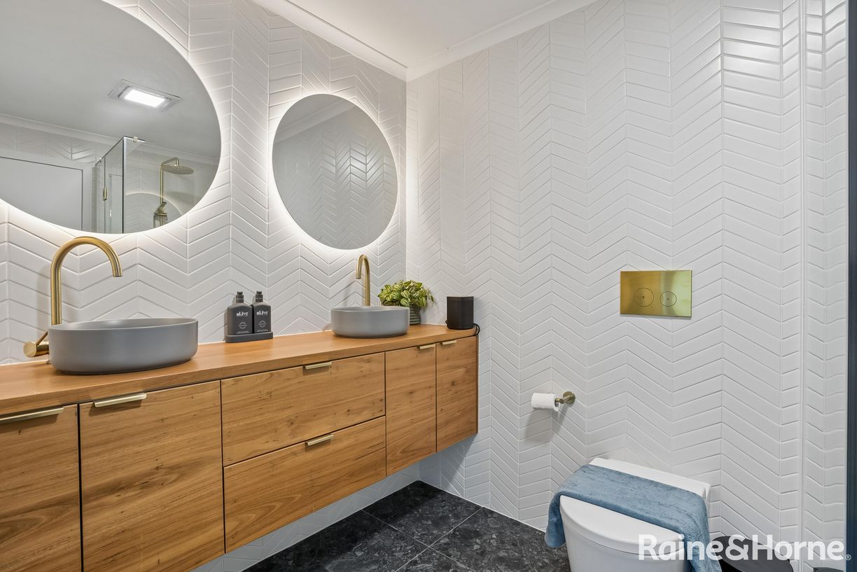 35 Dineen Road — photo 16 of 30
