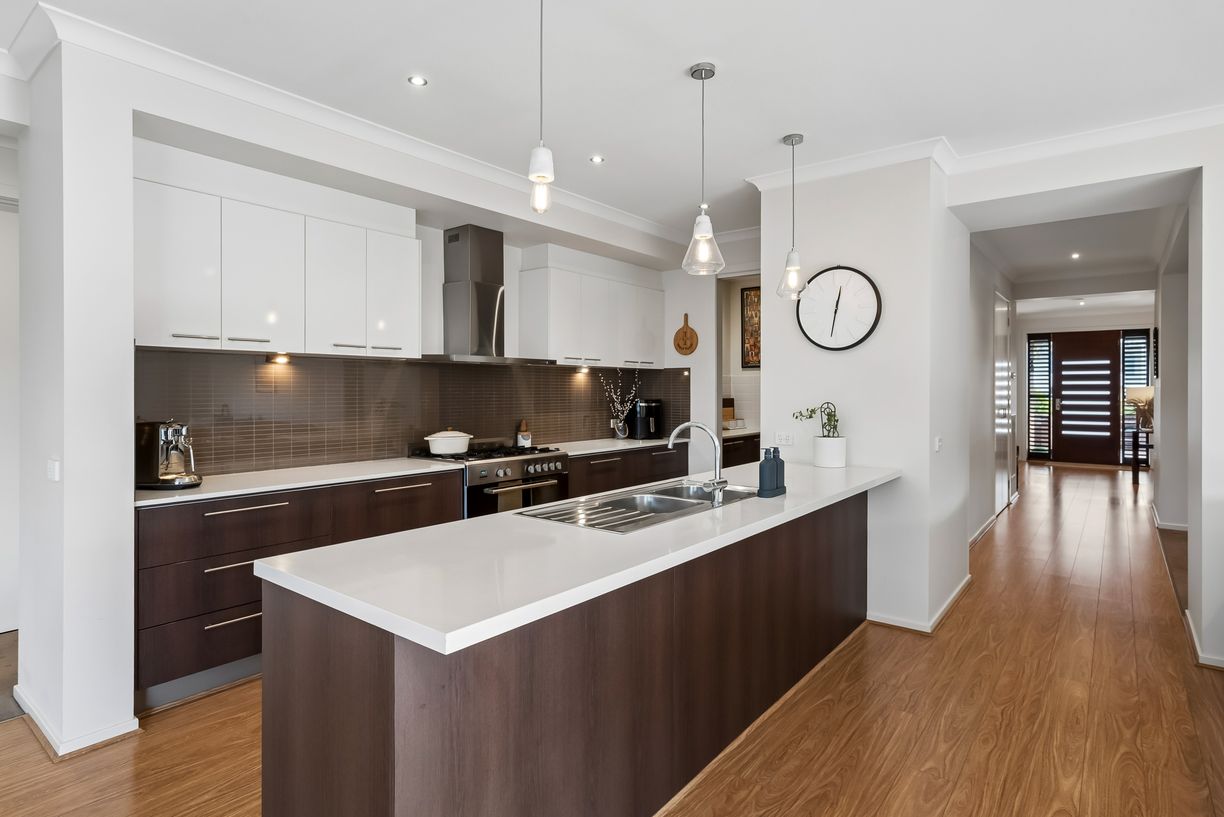 13 Childe Harold Road — photo 5 of 30