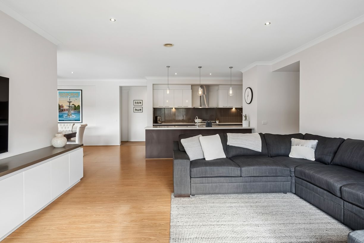 13 Childe Harold Road — photo 7 of 30