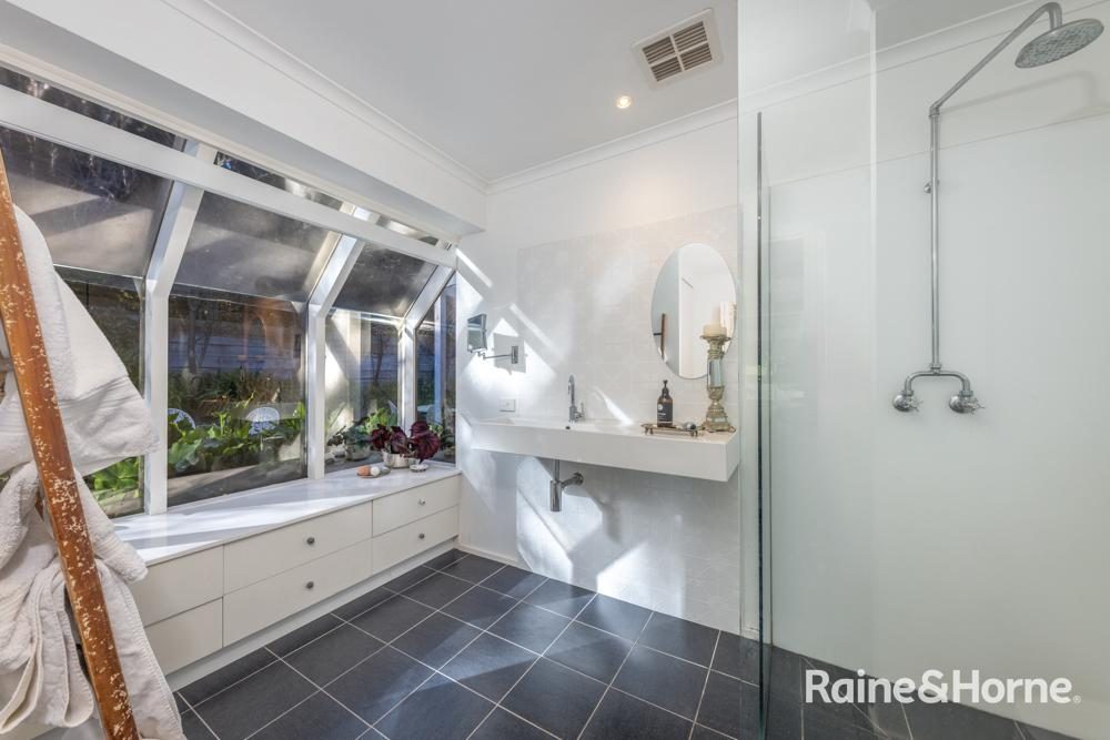 50 Outawood Rise — photo 11 of 29