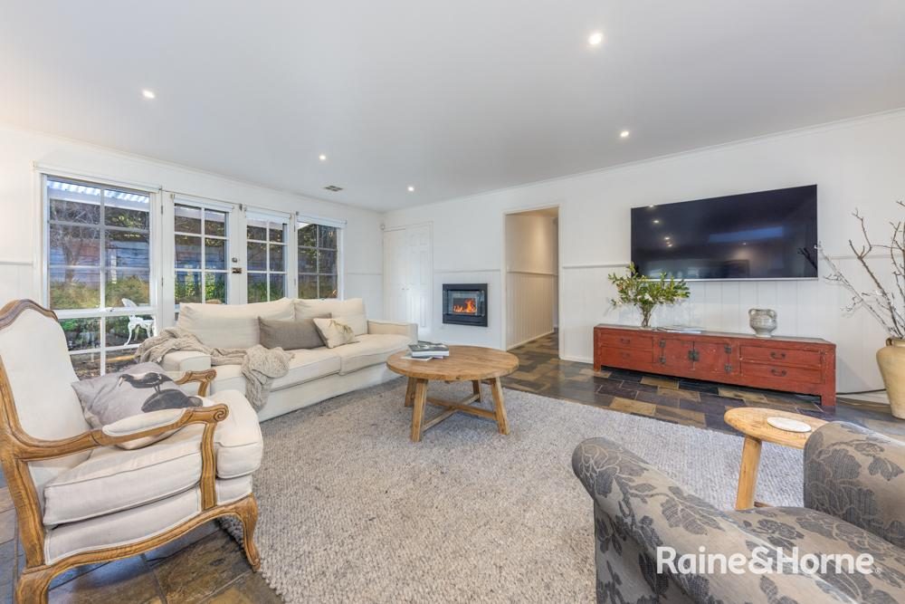 50 Outawood Rise — photo 4 of 29