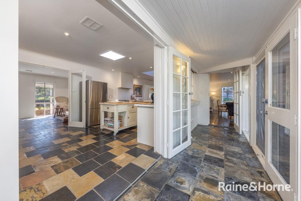 50 Outawood Rise — photo 16 of 29
