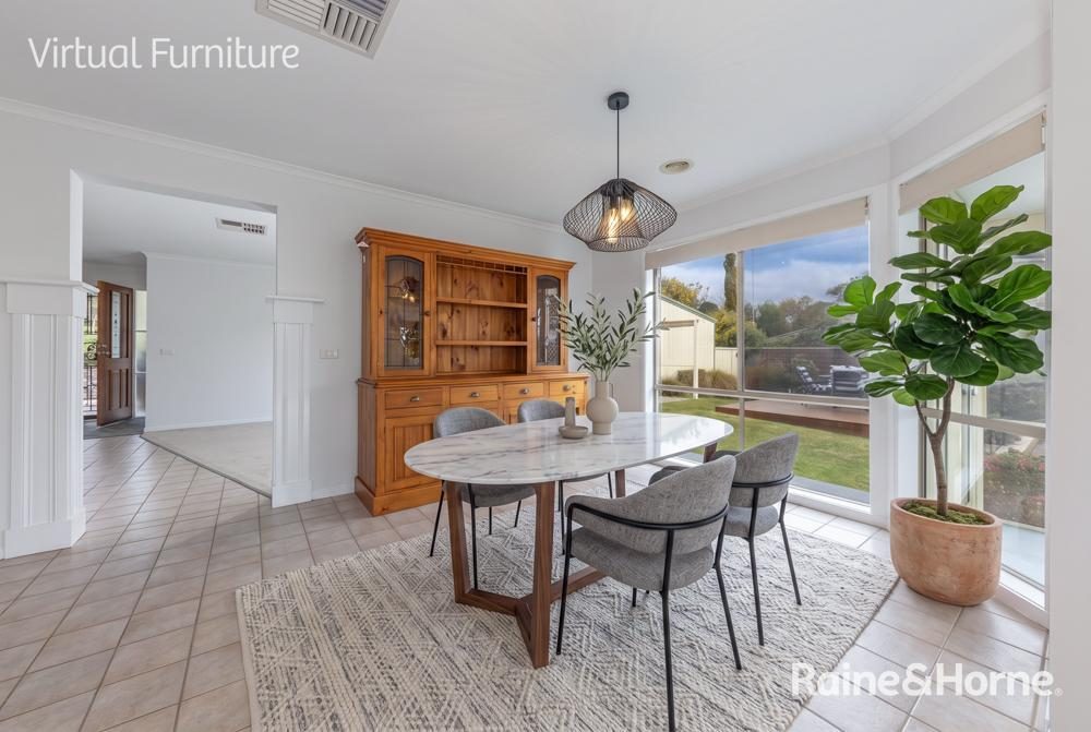 6 Carinya Drive — photo 7 of 21