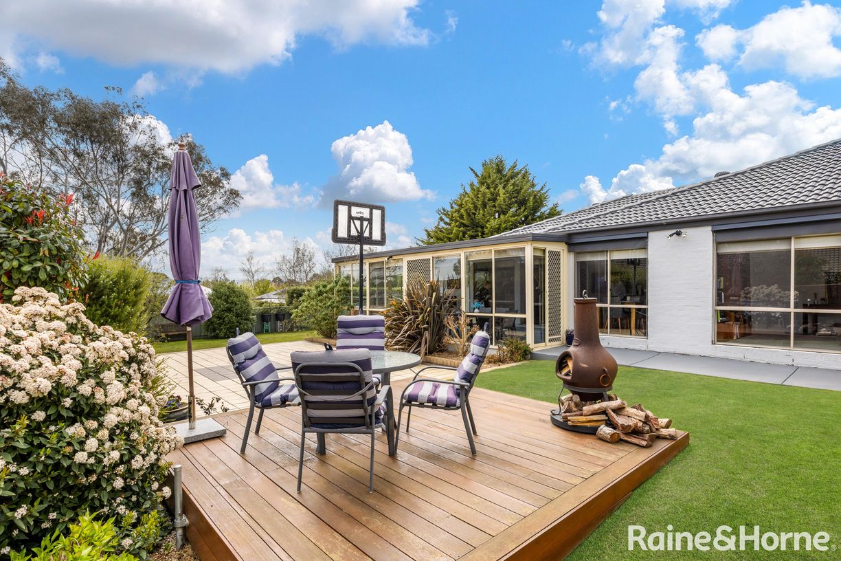 6 Carinya Drive — photo 15 of 21