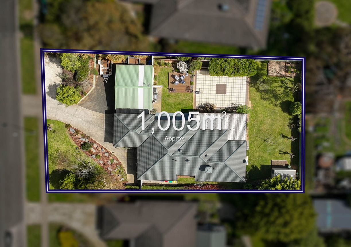 6 Carinya Drive — photo 2 of 21