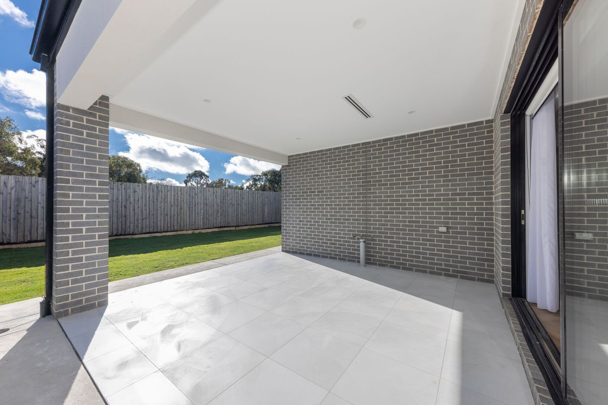 60 Hurst Drive — photo 13 of 19
