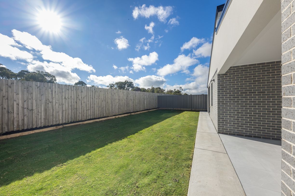 60 Hurst Drive — photo 14 of 19