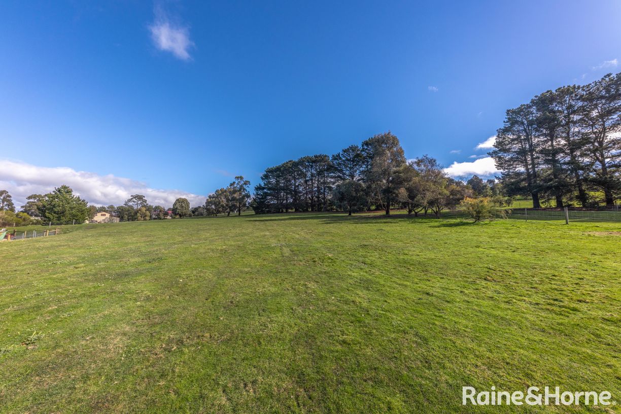 17B Manna Gum Court — photo 2 of 10