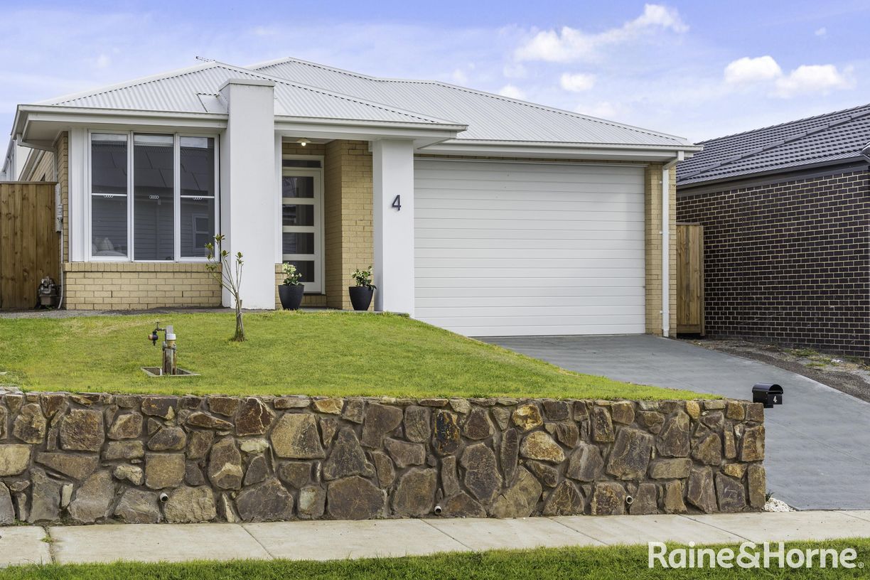 4 Belmont Lane — photo from Raine & Horne Gisborne