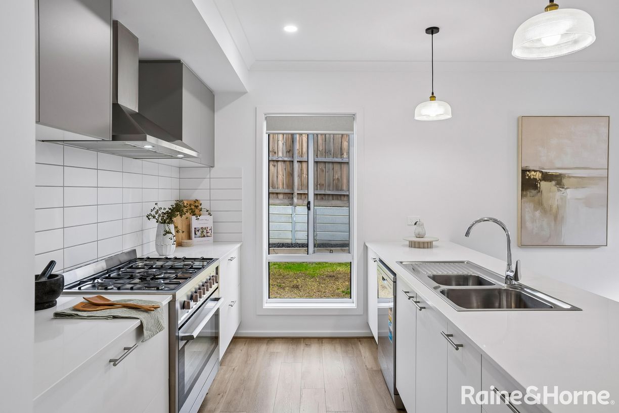 4 Belmont Lane — photo 9 of 27