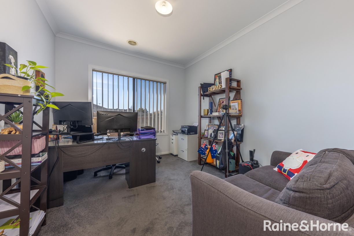 16 Cherry Ballart Road — photo 14 of 23