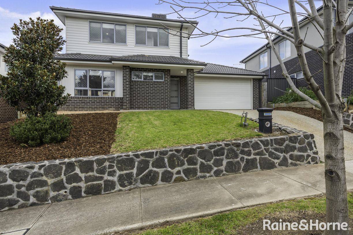 29 Lone Pine Drive — photo 3 of 23