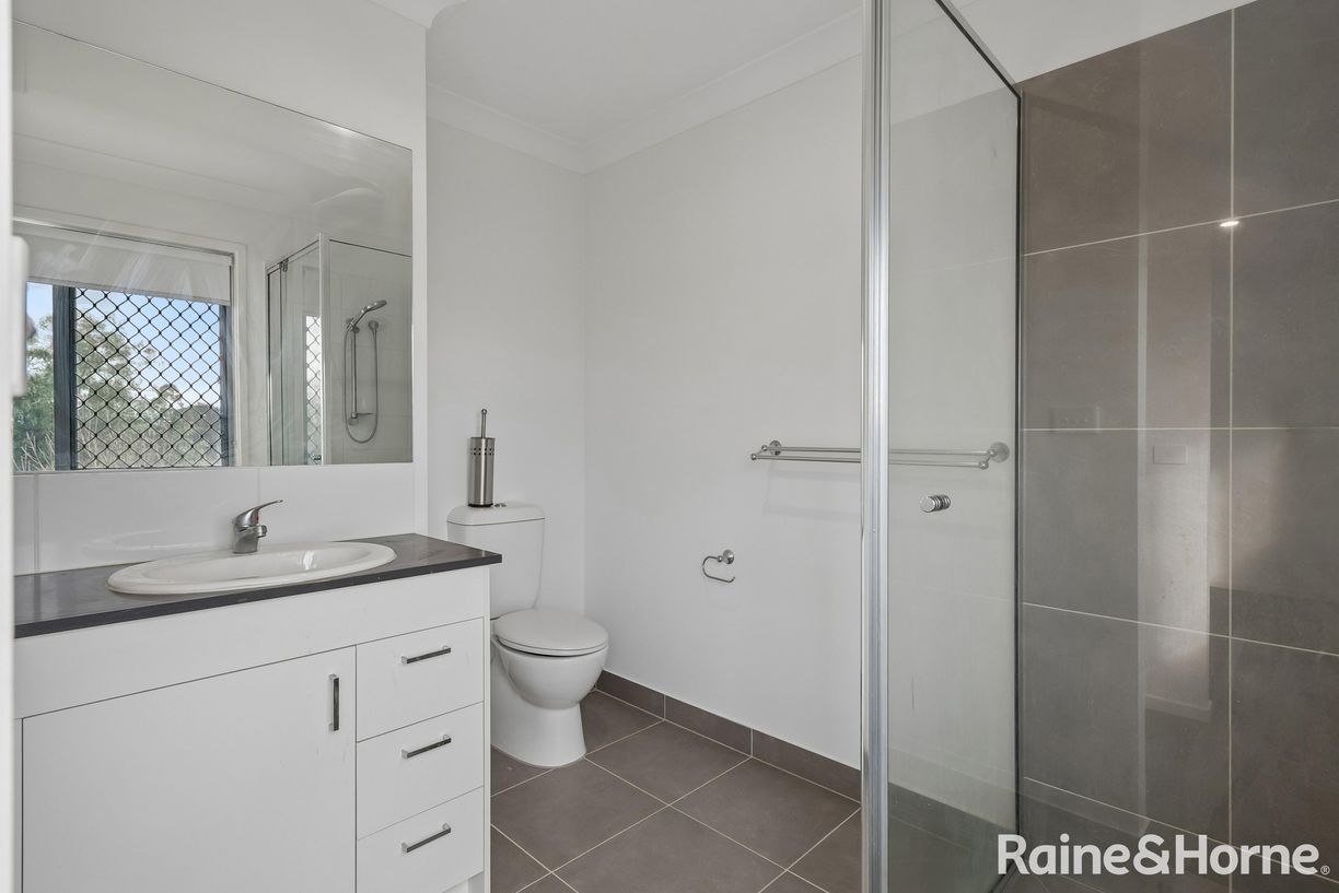29 Lone Pine Drive — photo 8 of 23
